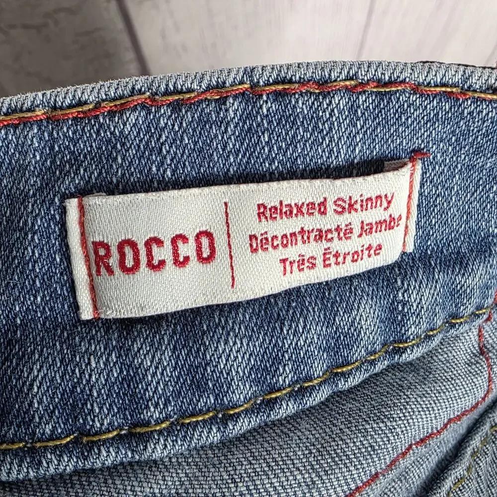 True Religion Rocco Light Wash Relaxed Skinny Jeans Size 30 (29x31.5)